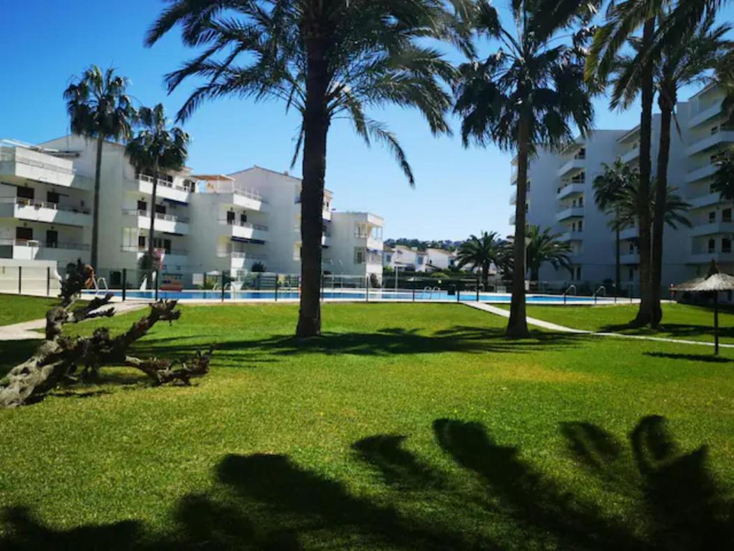 Casa En Urb. Con La Piscina Mas Grande De Javea. Exterior photo