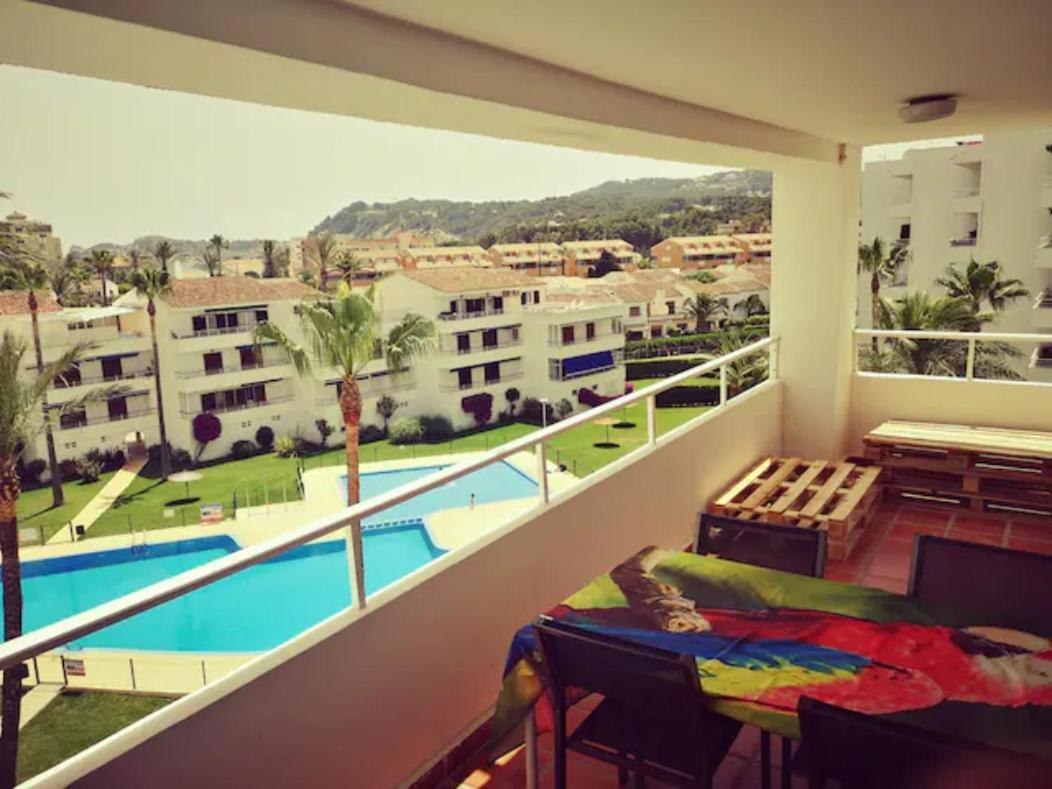 Casa En Urb. Con La Piscina Mas Grande De Javea. Exterior photo