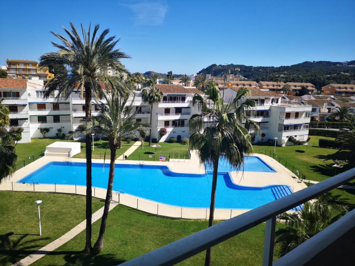 Casa En Urb. Con La Piscina Mas Grande De Javea. Exterior photo